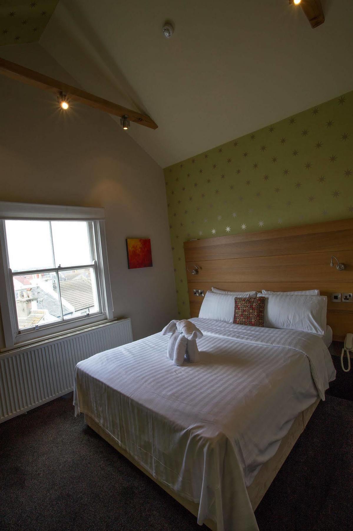 Waterside Boutique Hotel Истбурн Экстерьер фото